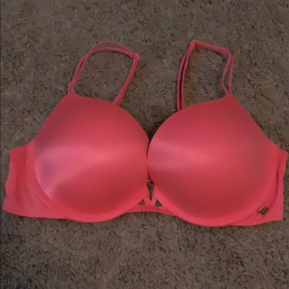 Victoria Secret Very sexy push up bra